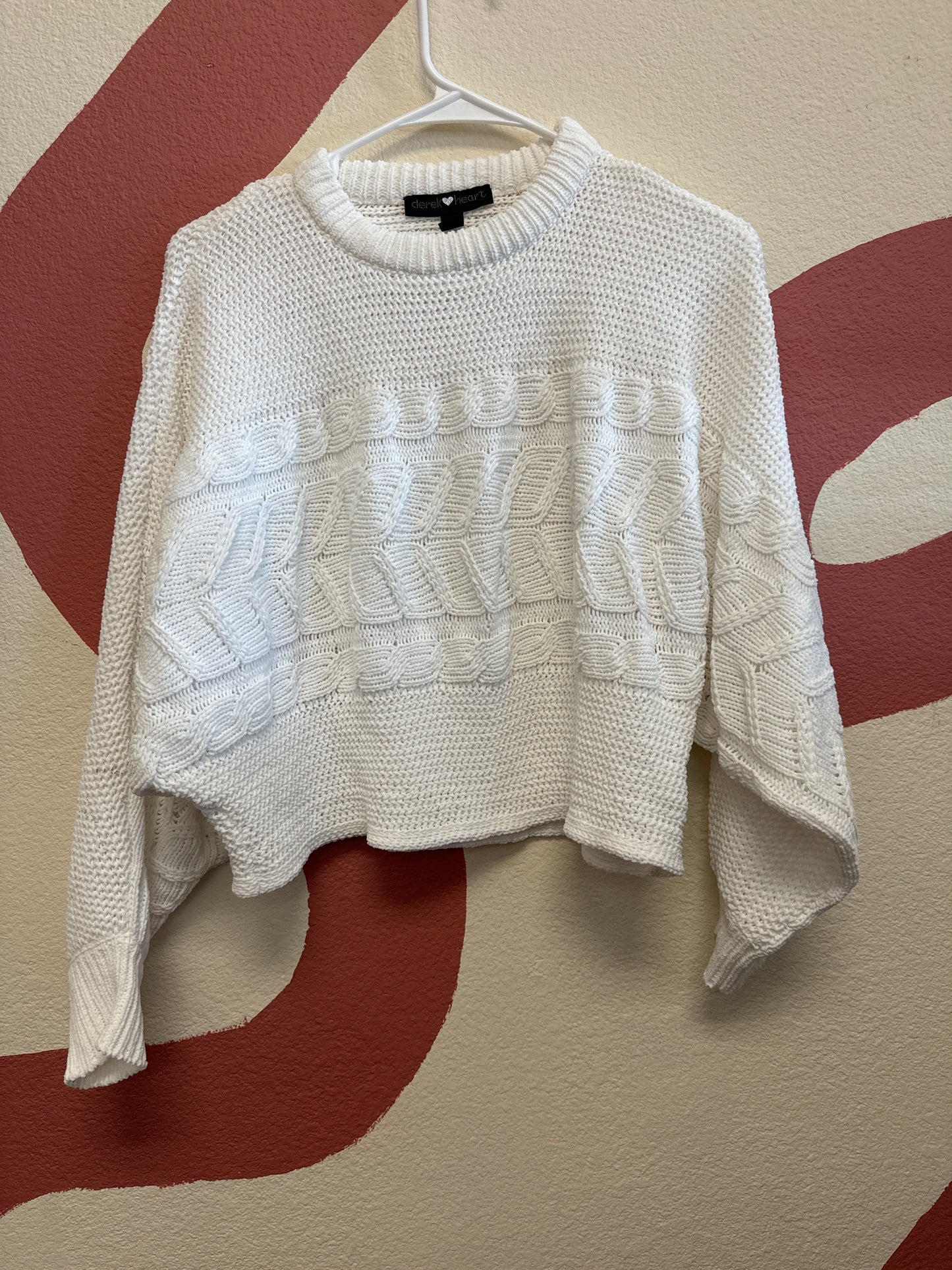 White Ribbed Sweater M