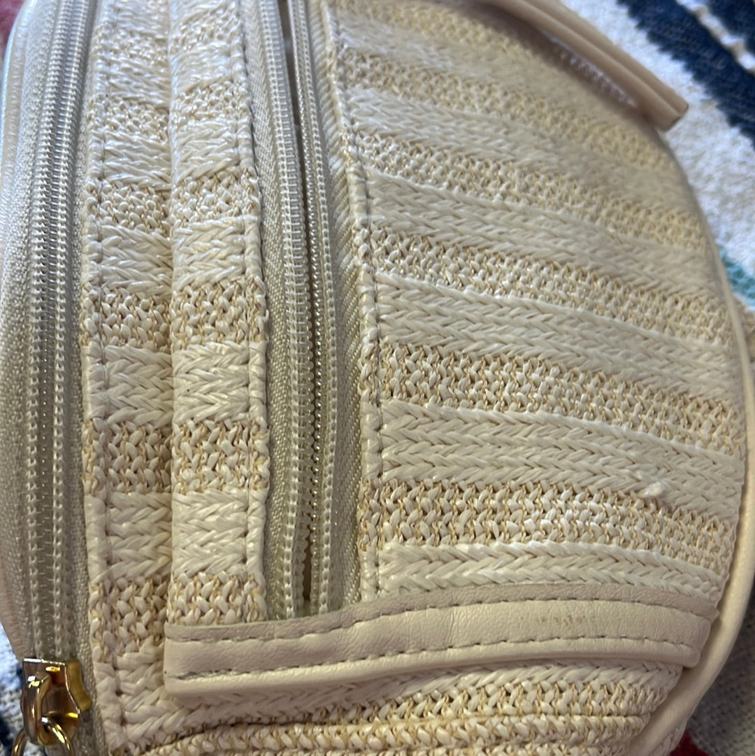 White crossbody bag